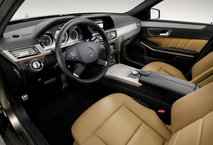 Mercedes E-Class W212